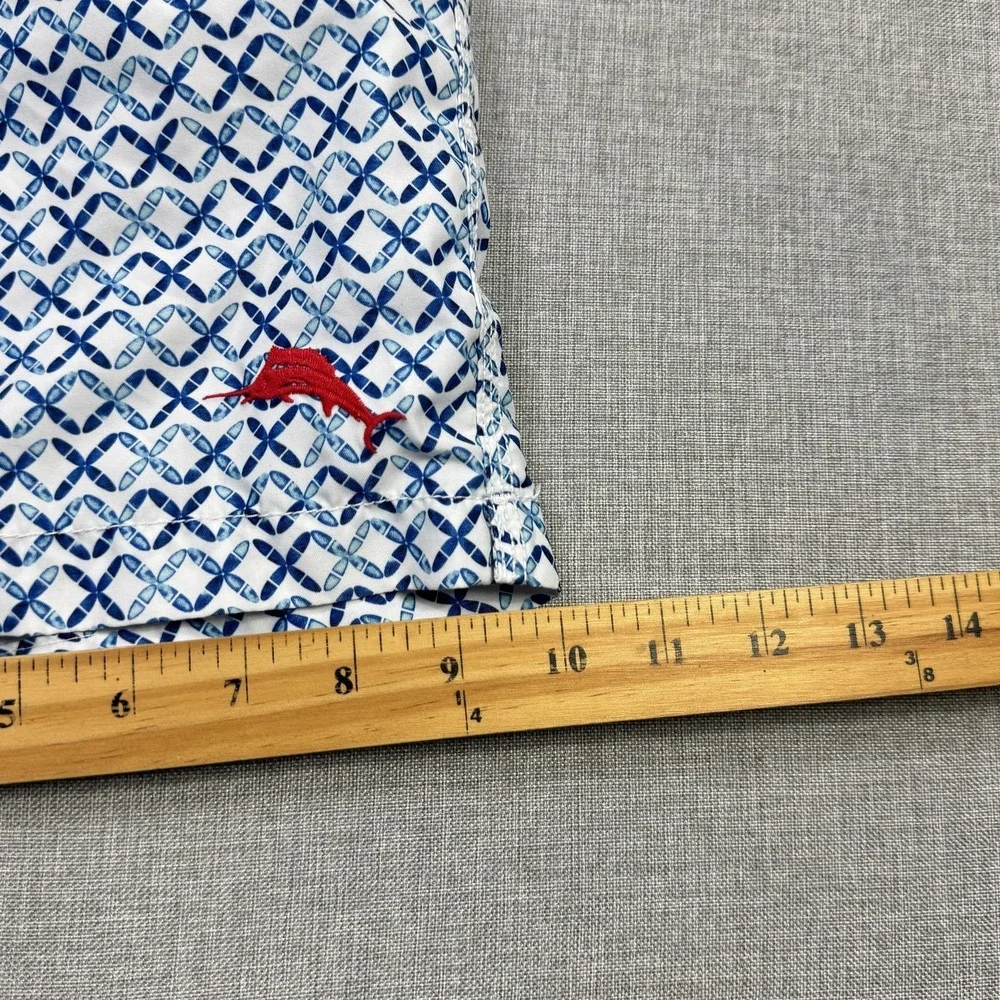Tommy Bahama Swim Trunks Shorts Mens Small White‎ Geometric Lined Drawstring